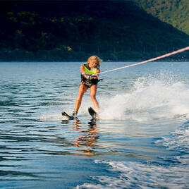 Ski nautique à proximité du Camping Green Park à Cagnes-sur-Mer Tohapi