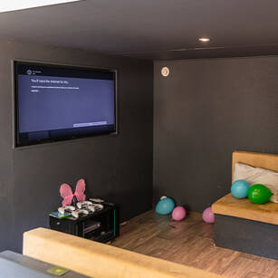 Salle TV Camping Hu Altomincio Village Salionze di Valeggio sul Mincio Tohapi