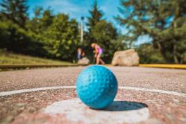 Mini-golf à proximité du Camping Parc des Sept Fonts à Agde Tohapi