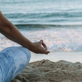 Yoga à proximité du Camping San Marino à Lopar Tohapi
