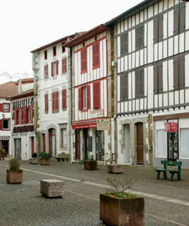 village-basque-espelette-th
