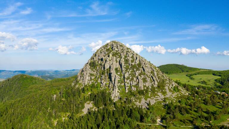 camping-bord-de-riviere-ardeche-le-vivarais-gerbier-poi-th