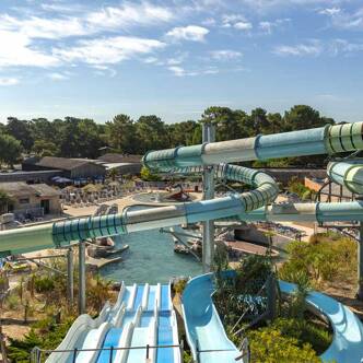 Camping avec Grand Parc Aquatique