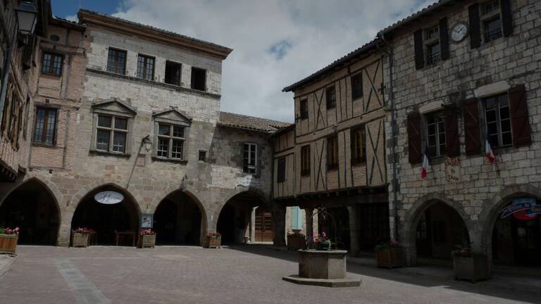 camping-montagne-noire-castelnau-de-montmiral-poi-th