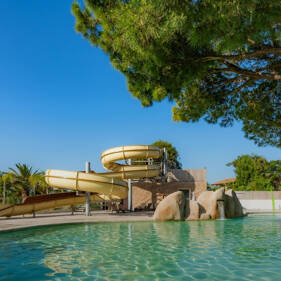 Camping 5 étoiles parc aquatique