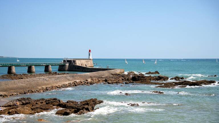 camping-vendee-plage-sable-d-olonne-poi-th