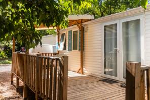 Camping La Nouzarède *** Ardèche photo 2 Tohapi