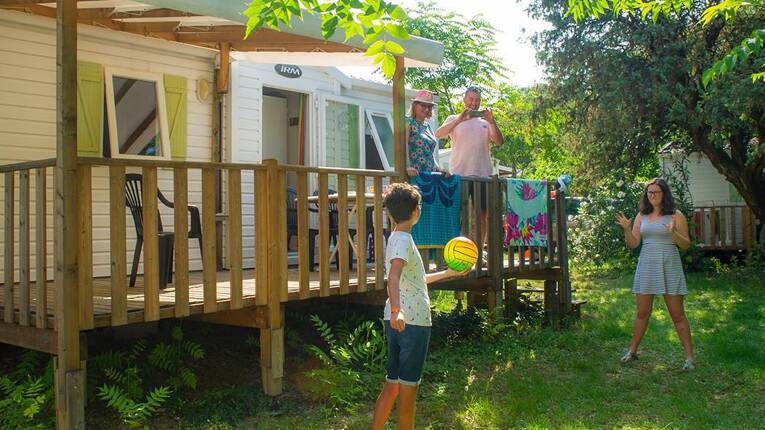 Camping Le Petit Bois **** photo 2 Ardèche Tohapi