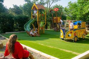 Camping Le Petit Bois **** Ardèche photo 3 Tohapi