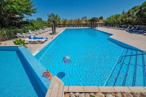 Camping Les Fontaines *** Languedoc Roussillon photo 1 Tohapi