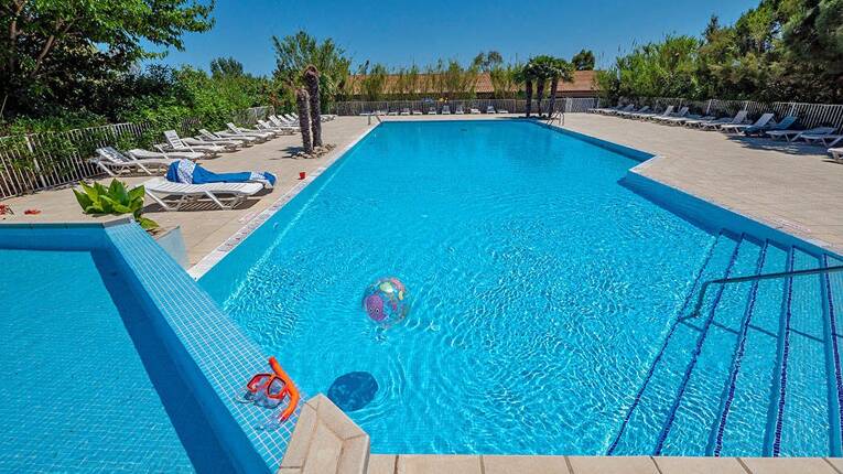 Camping Les Fontaines *** photo 1 Languedoc Roussillon Tohapi