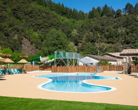 Camping Château de l'Hom Languedoc Roussillon Tohapi