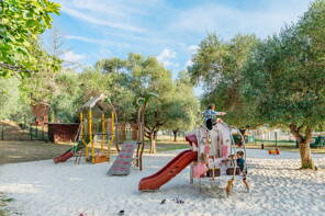 Camping Le Saint Louis **** Provence Côte d'Azur photo 3 Tohapi