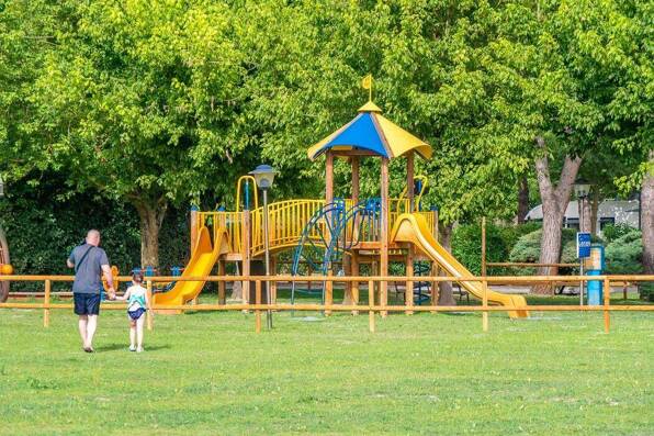 Camping Tahiti Village **** Emilie Romagne photo 4 Tohapi