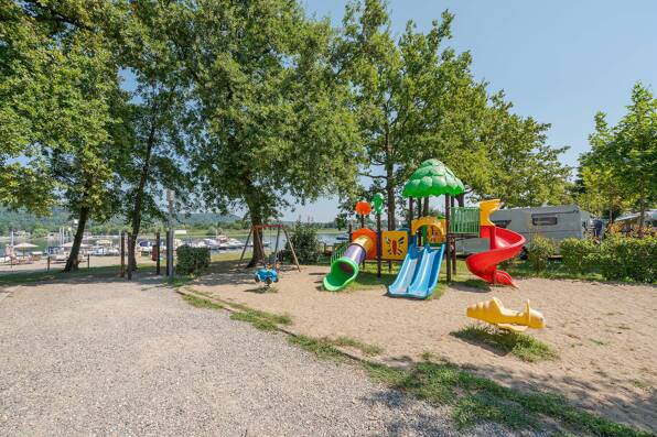 Camping Lido di Verbano *** Piémont photo 4 Tohapi